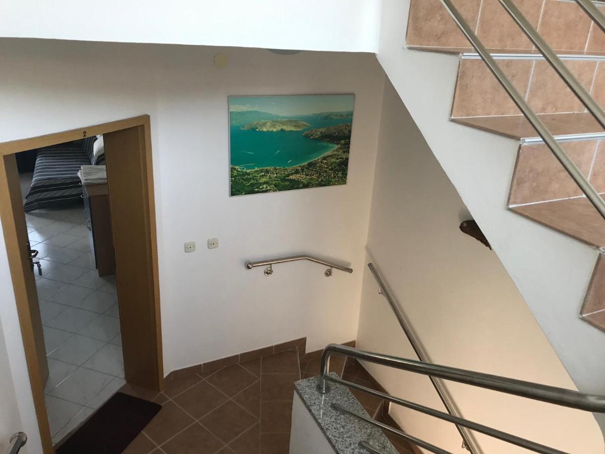 Apartments Denis Башка Экстерьер фото